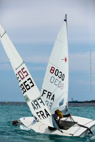 Entrainement Laser Radial_Louise Cervera_Matisse Pacaud_YCC_Cannes_JL_5D3_02 06 2016-0145.jpg