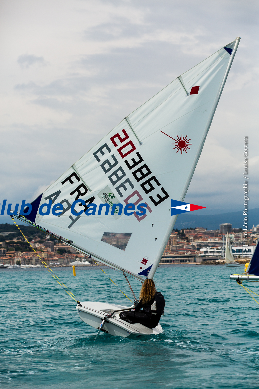 Entrainement Laser Radial_Louise Cervera_Matisse Pacaud_YCC_Cannes_JL_5D3_02 06 2016-0193.jpg